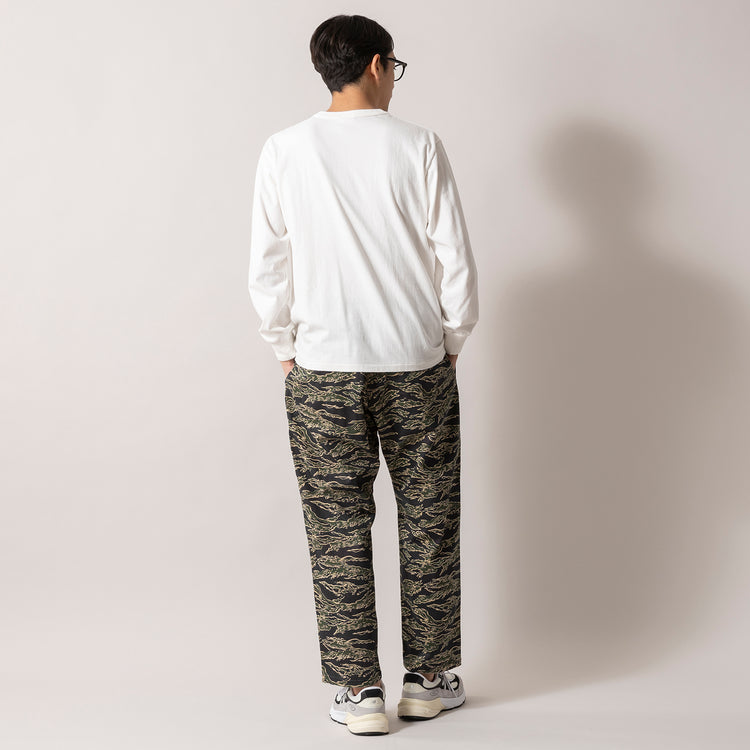 着用サイズL (モデル身長180cm)