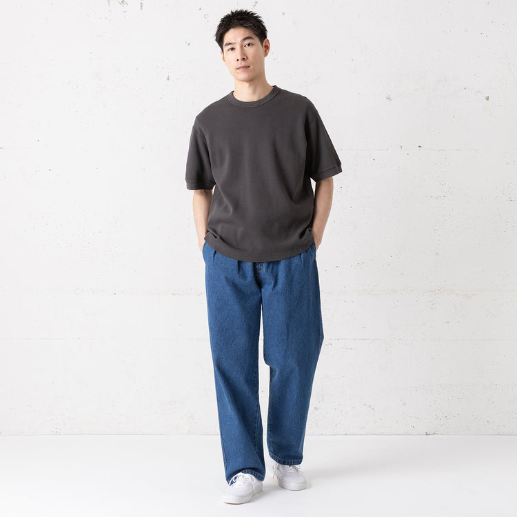 着用サイズ L(身長180cm)