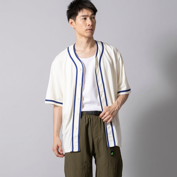 着用サイズ L(身長180cm)