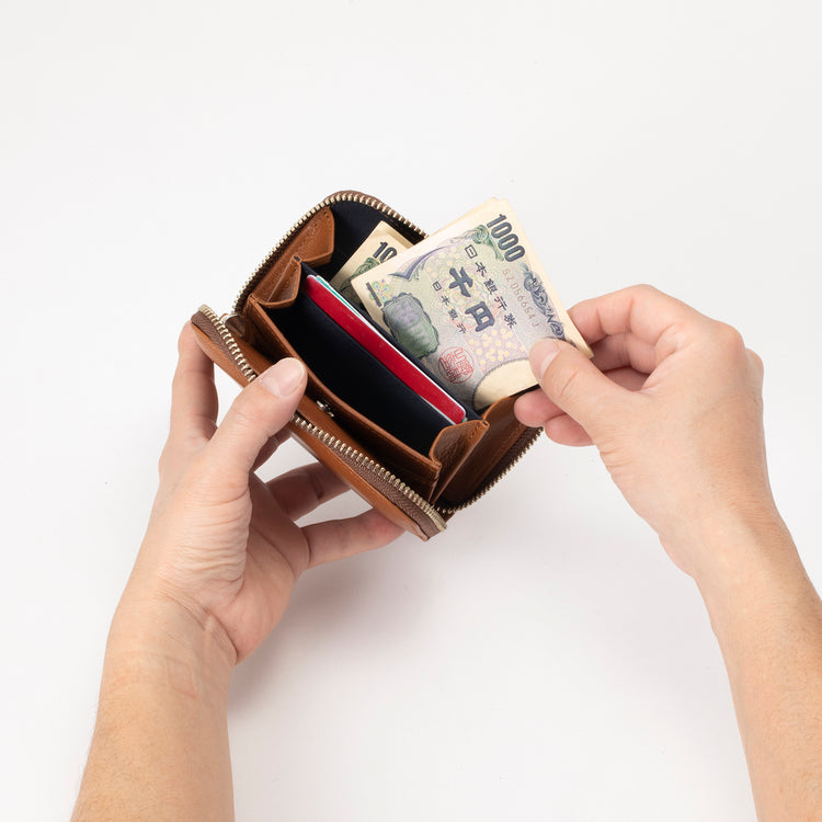SiiLo | シーロ Book Coin&Card Wallet
