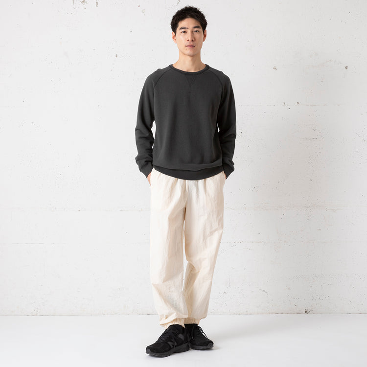 着用サイズL (モデル身長180cm)