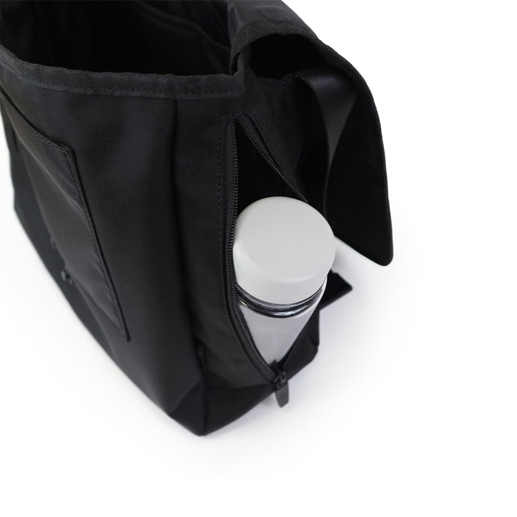 SML | エスエムエル USEFUL MESSENGER BAG