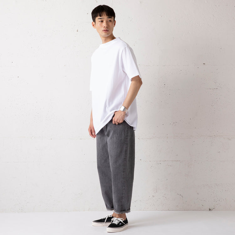 着用サイズ3 (身長180cm / 60kg)