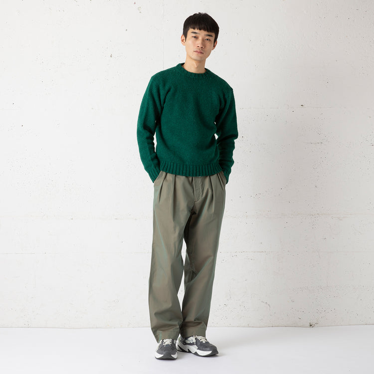 サイズL (身長180cm / 60kg)
