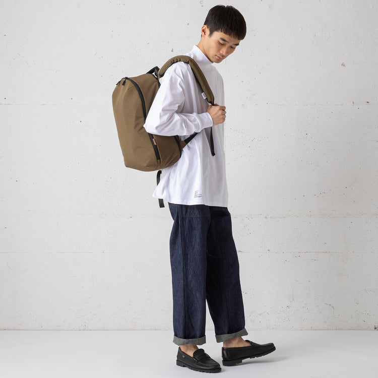 CRONY. | クルニー　× GRECO Round Daypack