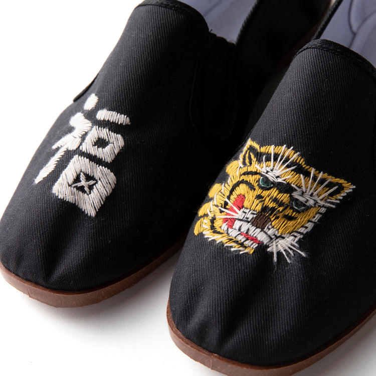 Let's 功夫 | レッツカンフー Kang-Hue Shoes