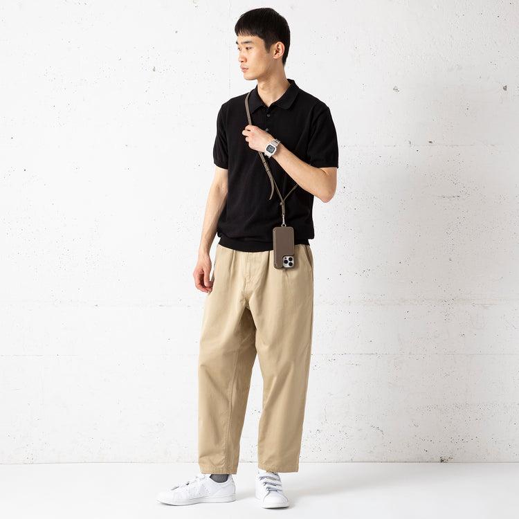 ストラップは別売りです