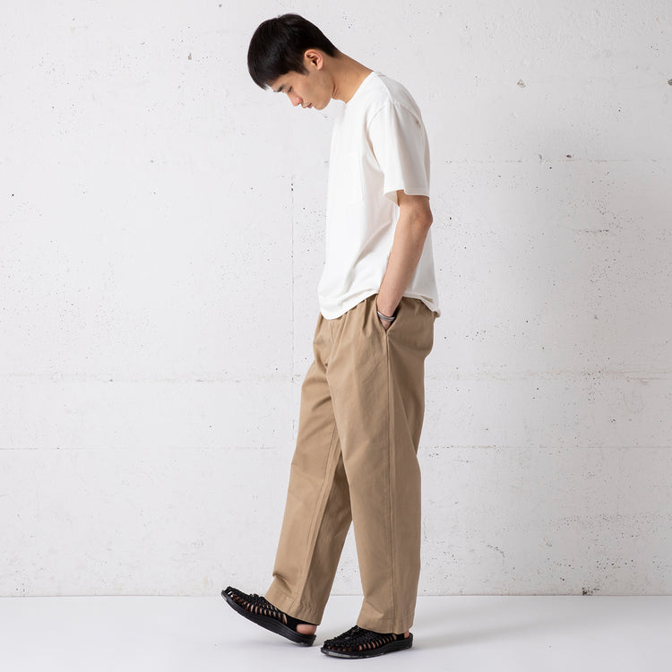 KHAKI着用サイズL (モデル身長180cm/60kg)