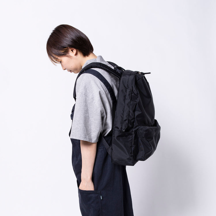 BLACK×BEIGE