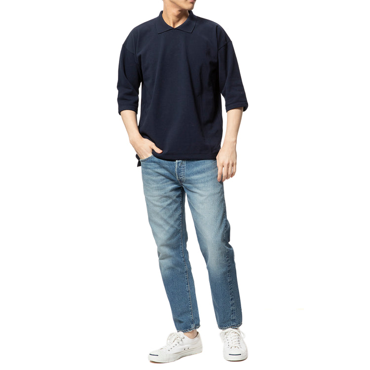 着用サイズ2 (身長178cm / 59kg)