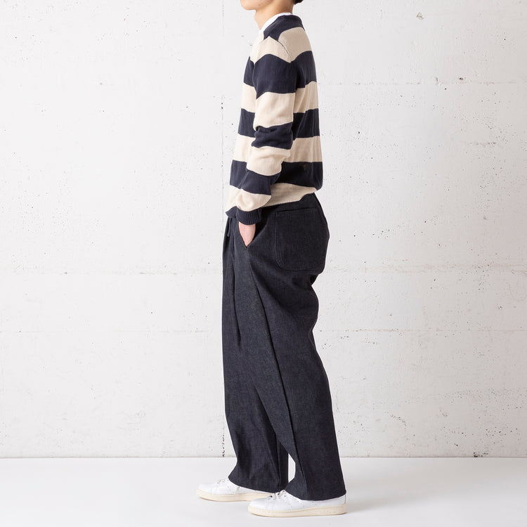 (モデル身長175cm / 60kg)