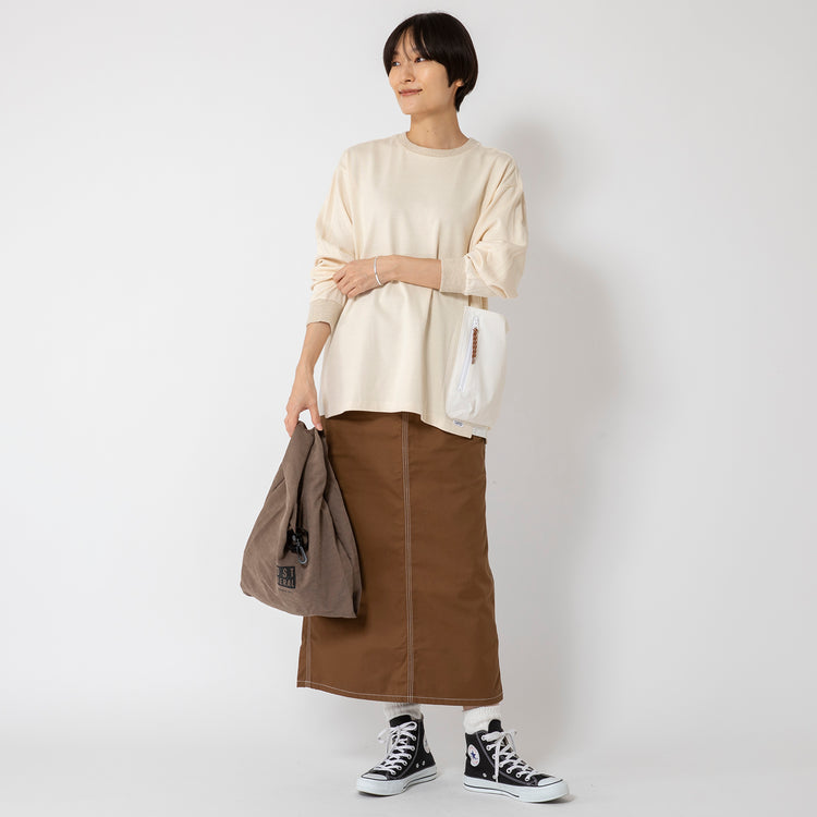着用サイズS (身長163cm)