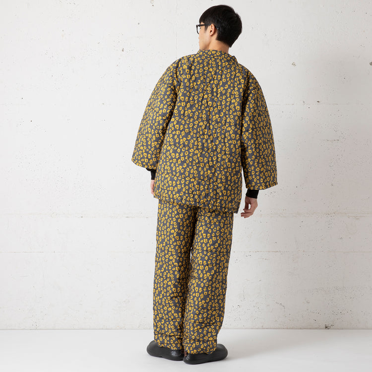 着用サイズ L(身長180cm / 60kg)