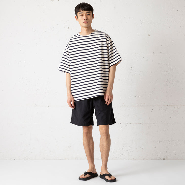 着用サイズ L(身長180cm / 60kg)