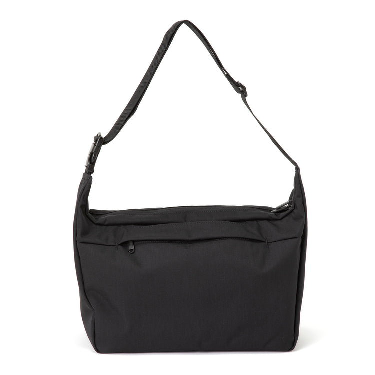 SML | エスエムエル DEFORMATION SHOULDERBAG