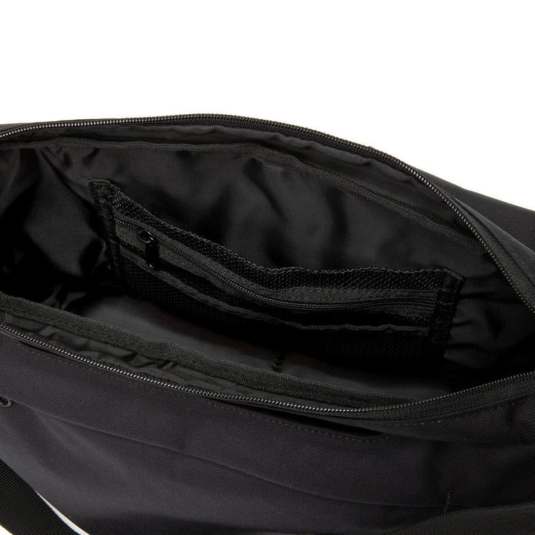 SML | エスエムエル DEFORMATION SHOULDERBAG