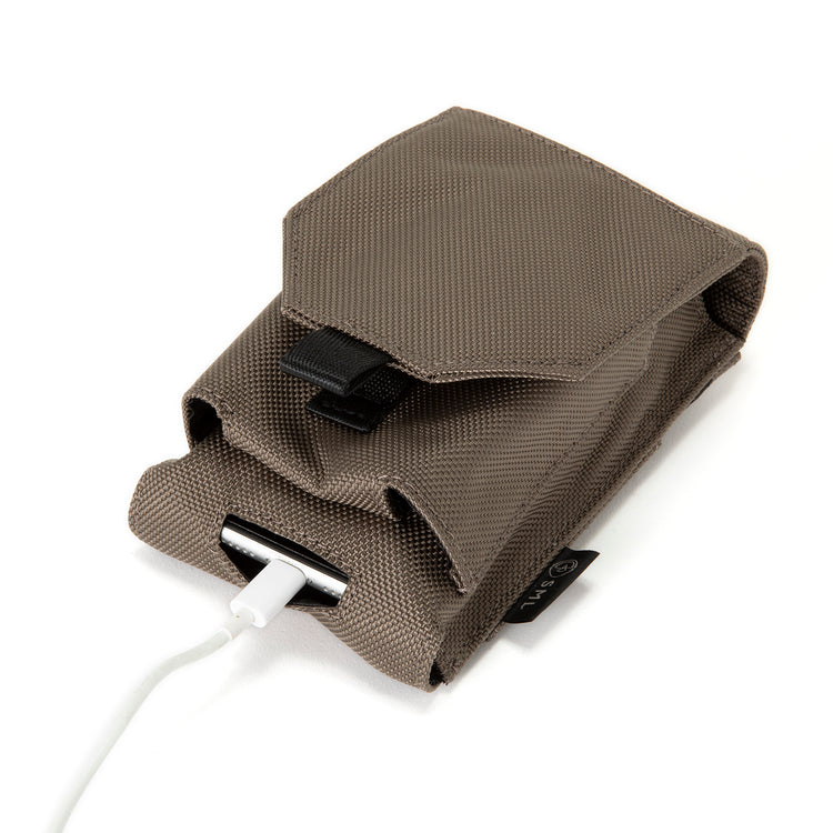 SML | エスエムエル MOBILE POUCH
