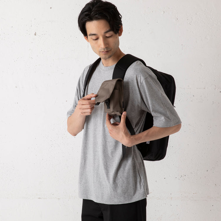 SML | エスエムエル MOBILE POUCH