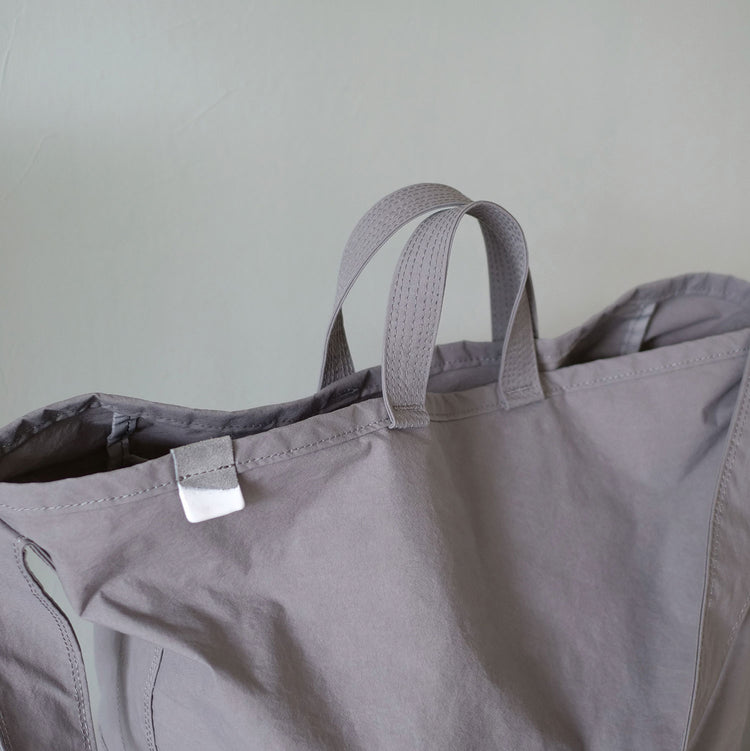 ANUNFOLD | アヌンフォルド　SIDE POCKET TOTE