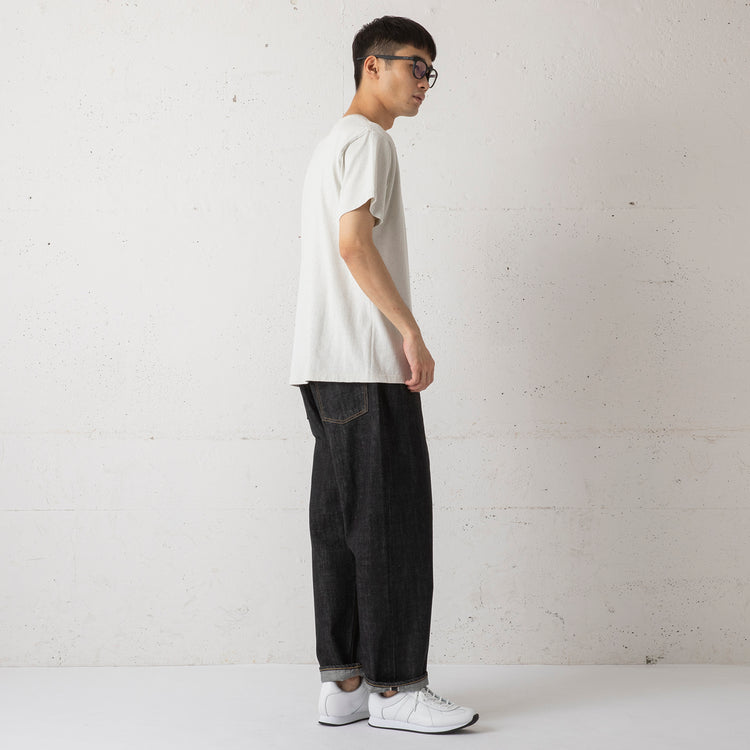 モデル着用M (身長180cm/体重60㎏)