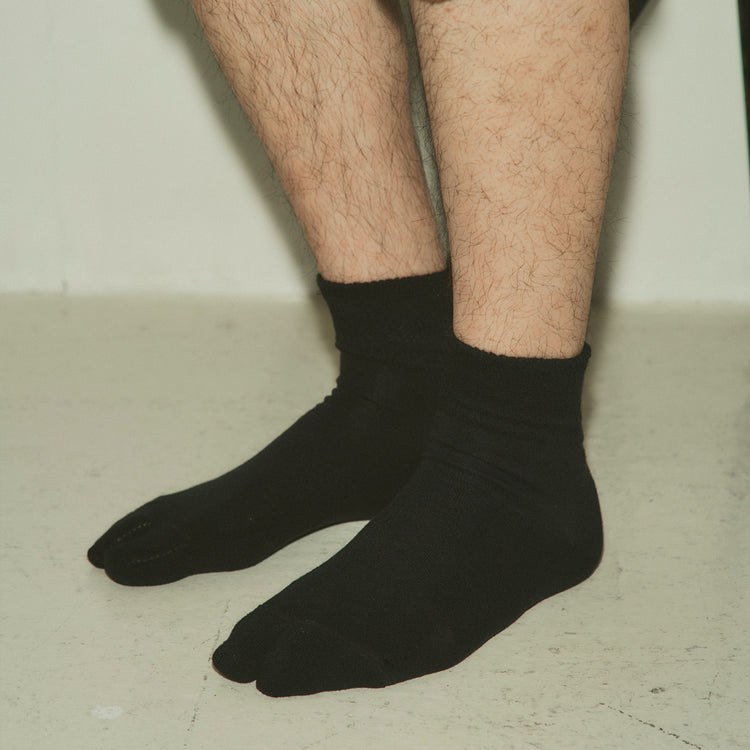 THE ROLE DESIGN | ザ・ロールデザイン　SHORT RIB SOCKS MENS