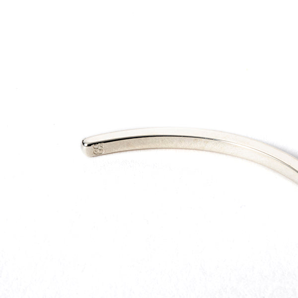 SunKu | サンク　SQ TWIST BANGLE