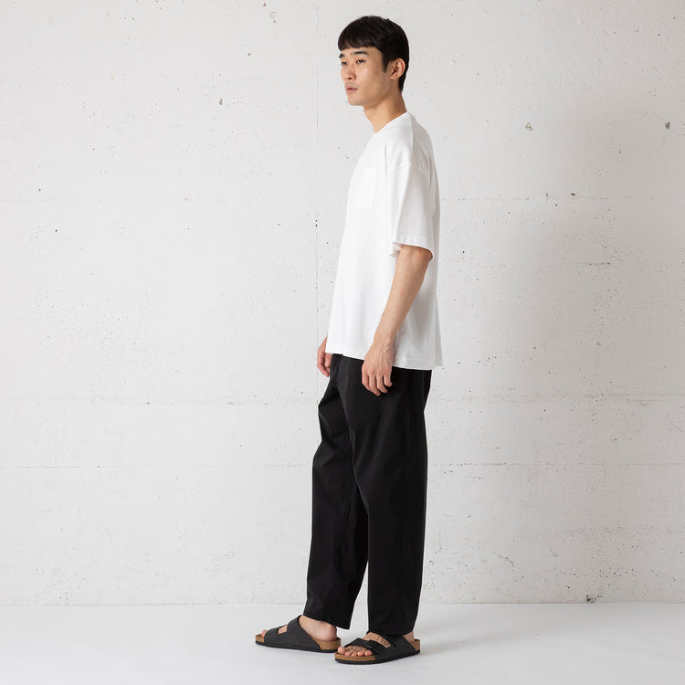 着用サイズ L(身長180cm / 60kg)