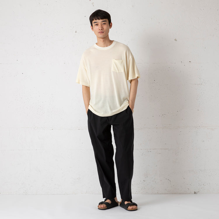 着用サイズ L(身長180cm / 60kg)