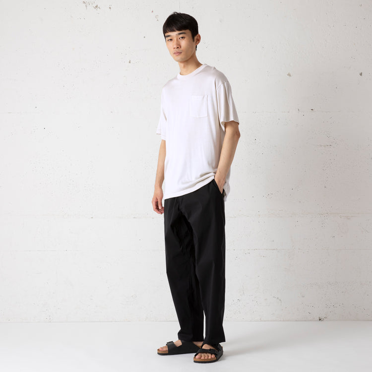 着用サイズ L(身長180cm / 60kg)