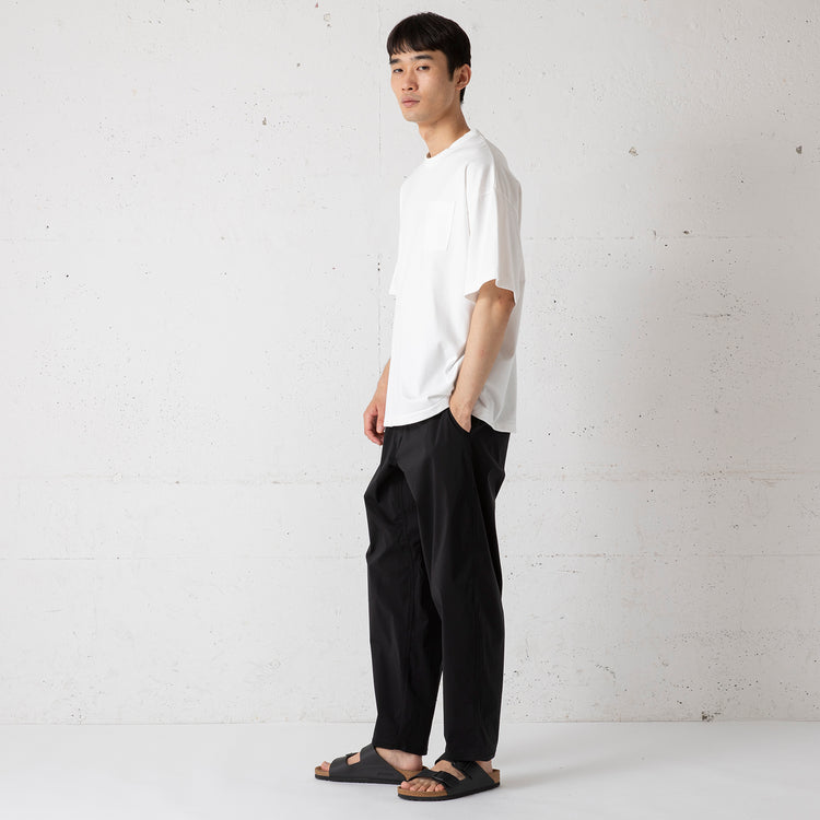 着用サイズ L(身長180cm / 60kg)