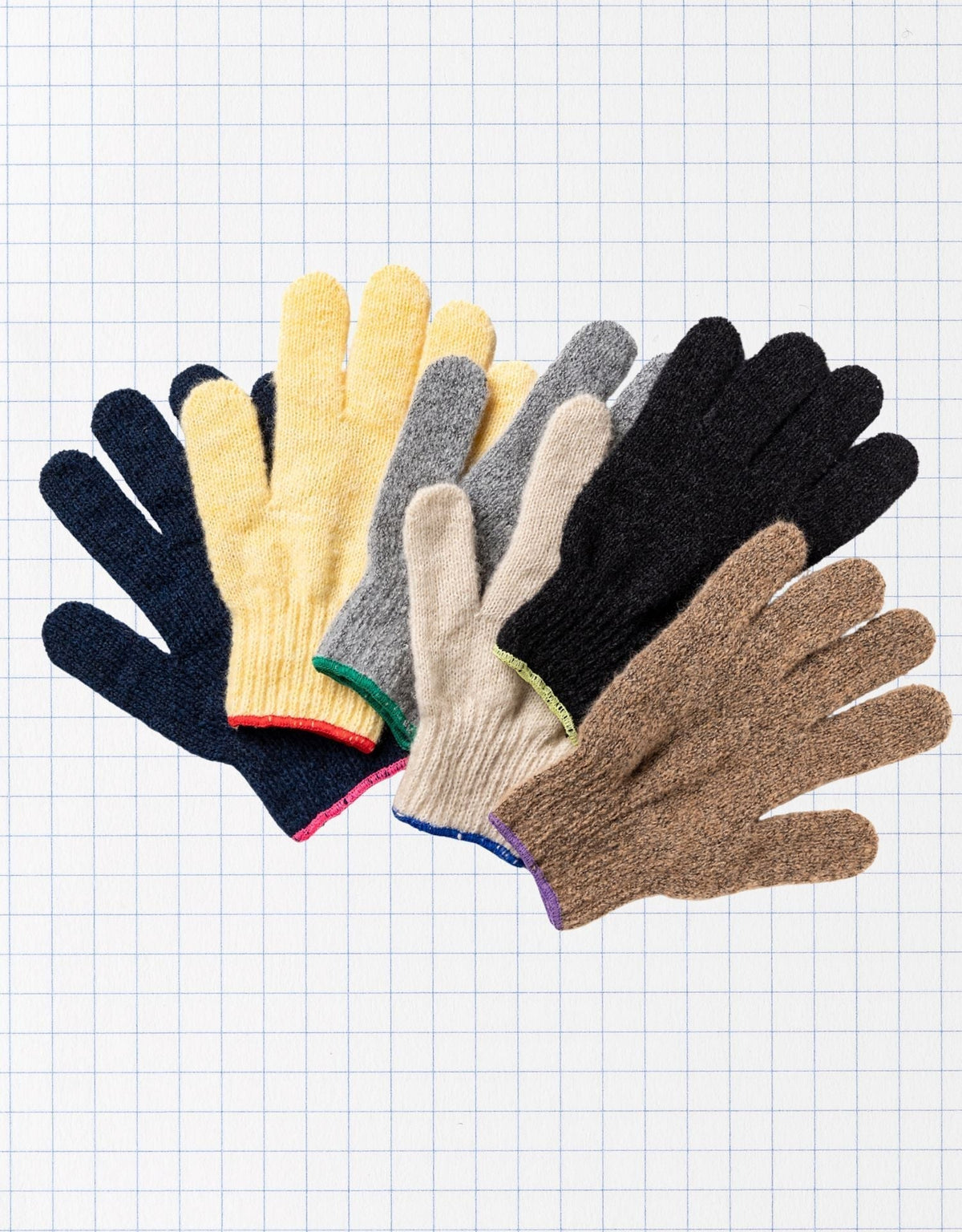 BOYNA_Column_tembea_2511_00_8f