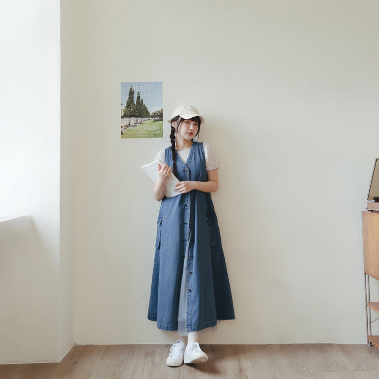 QUEEN SHOP | クイーンショップ　Vネックフロントボタンデニムワンピース