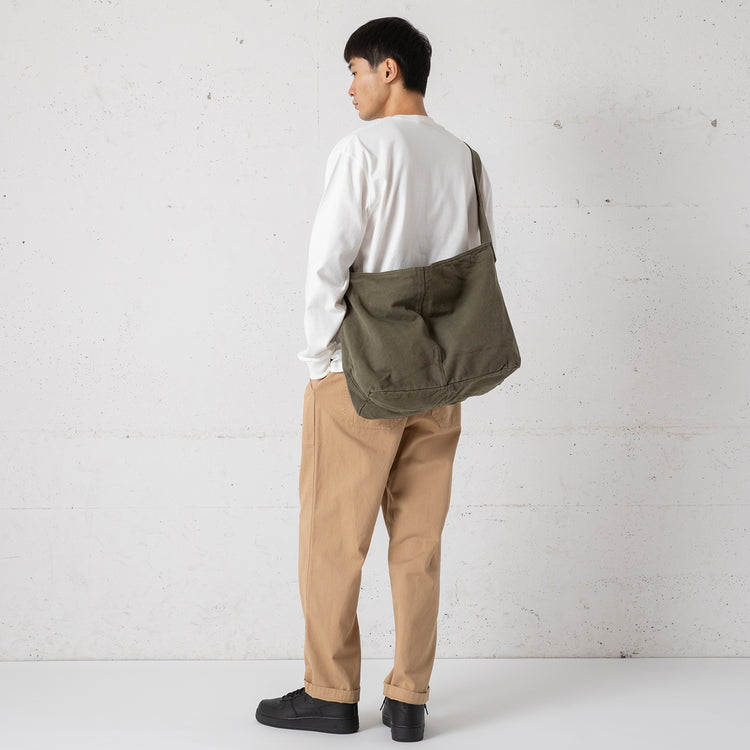 meltum | メルタム　CANVAS MESSENGER BAG