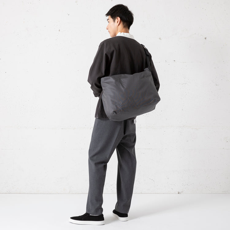 SASURA | サスラ　Spectra Big Messenger Bag