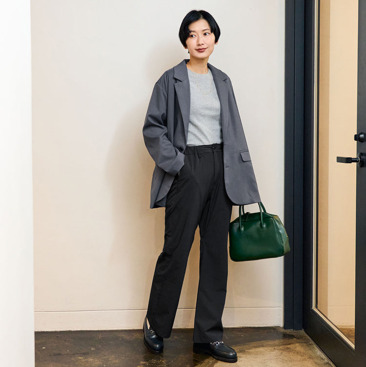 モデル身長 166cm,uncinqのTwill Stretch Tailored Jacket|Healthknitのフライスクルーネック半袖Tシャツ|TIDEWAYのLaLa Begin別注 ワントーンモスボストンM|Jalan SriwijayaのLaLa Begin別注 ネイビービットローファー VIBRAMソール,https://market.e-begin.jp/products/dlt_unc1540s_lala|https://market.e-begin.jp/products/she_hea0822k_lala|https://market.e-begin.jp/products/snk_tid0874p_lala|https://market.e-begin.jp/products/gmt_srw1032p_lala
