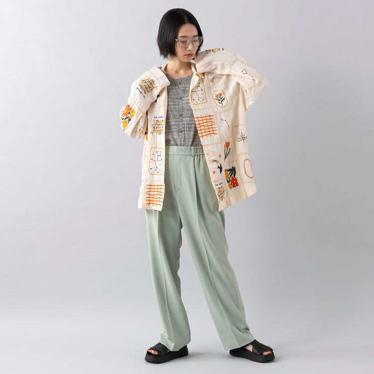 モデル身長165cm,LEINのパッチワーク刺繍SH|LE MELANGEの2WAYヘンリーネックTee|LE MELANGEのストレッチツイルスラックス|MALIBU SANDALSのCANYON PLATFORM|LE FOONのBoston Family Sunglasses,https://market.e-begin.jp/products/leo_lei0099s_lala|https://market.e-begin.jp/products/inf_lem0333s_lala|https://market.e-begin.jp/products/inf_lem0332s_lala|https://market.e-begin.jp/products/sed_mls0713q_lala|https://market.e-begin.jp/products/lef_lef0347s_lala