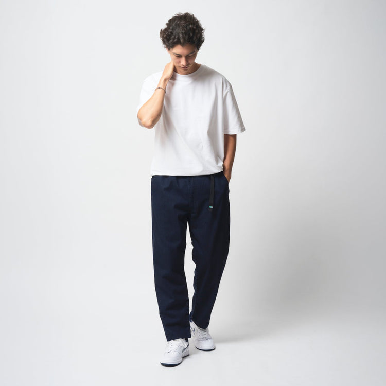 モデル身長185cm