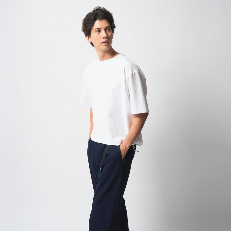 モデル身長185cm