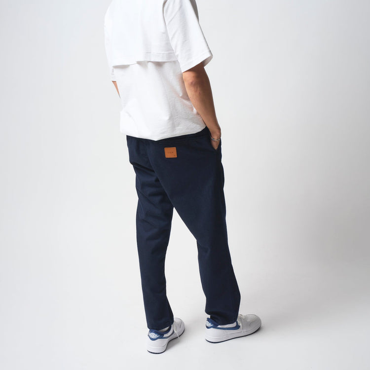 モデル身長185cm