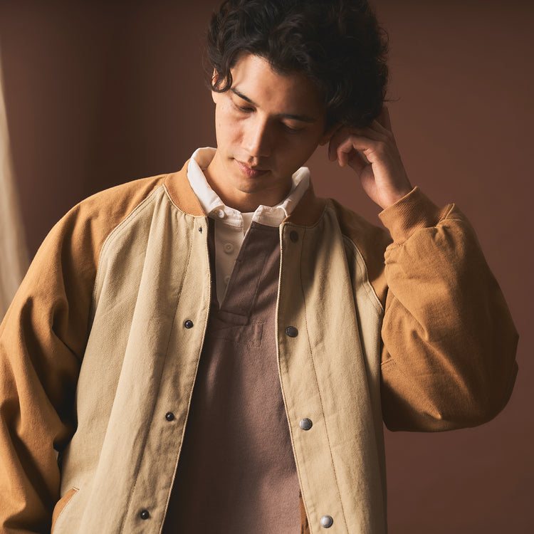 モデル身長185cm (Lサイズ着用)