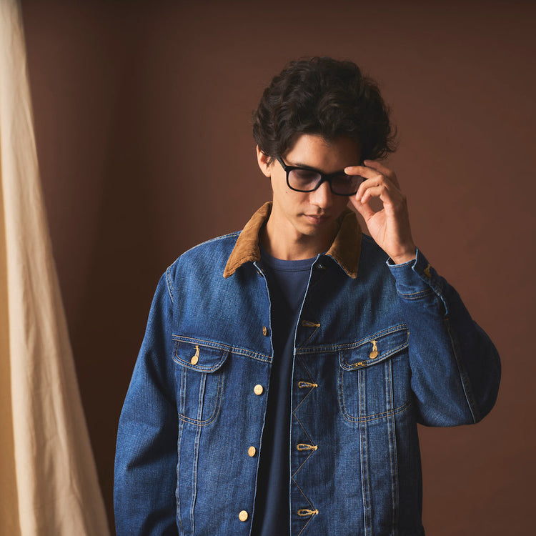 モデル身長185cm (Lサイズ着用)