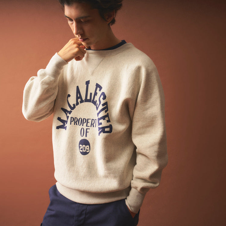 モデル身長185cm (Lサイズ着用)