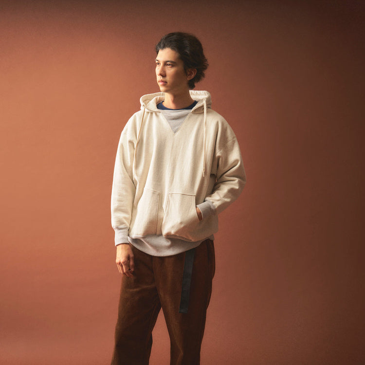 着用サイズL (モデル身長185cm)