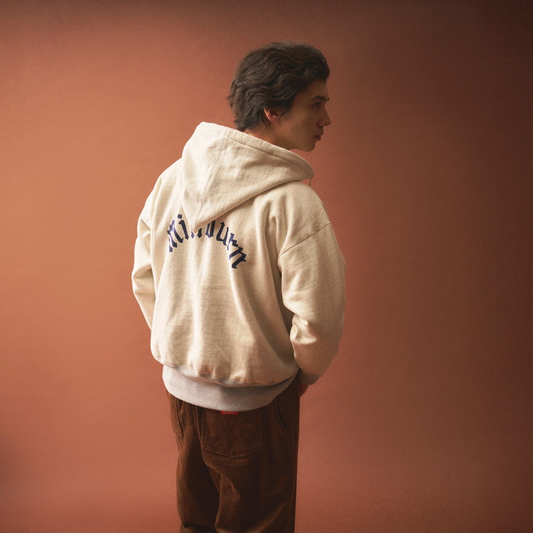 着用サイズL (モデル身長185cm)