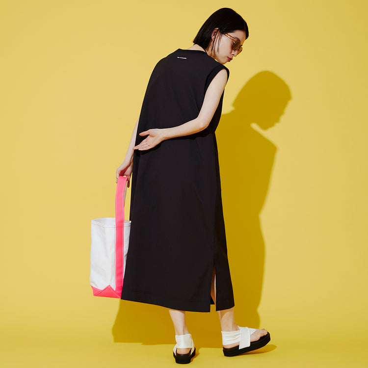 モデル身長162cm,TEMBEAのネオンなBAGUETTE TOTE SMALL|la gommaの厚底トングストレッチ|jugaad14のOCEAN CLEAR|in moodのSILK CODE -LARIAT,https://market.e-begin.jp/products/tor_tmb0215s_lala|https://market.e-begin.jp/products/are_lag0966o_lala|https://market.e-begin.jp/products/tti_jug0883m_lala|https://market.e-begin.jp/products/inm_inm0670q_lala