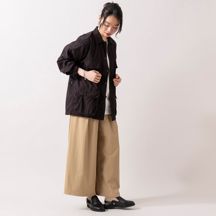モデル身長165cm,ROTHCOのBDU SHIRTS ONE WASH|gym masterの7.2oz ドライワッフルクルーネック|MANONのNYLON 2WAY WIDE PANTS|ROOTOTEのIP.SQ.Buddy.Peanuts-1E|GLENFIELDのシャークソールビジネスサンダル|rapiécageのメタルトップケシビーズネックレス|rapiécageのステンレスフラワープレートブレスレット,https://market.e-begin.jp/products/sem_rth0253r_lala|https://market.e-begin.jp/products/grd_gym0091u_lala|https://market.e-begin.jp/products/mks_mnn0096u_lala|https://market.e-begin.jp/products/sup_roo0146u_lala|https://market.e-begin.jp/products/jal_gfd0392q_lala|https://market.e-begin.jp/products/r