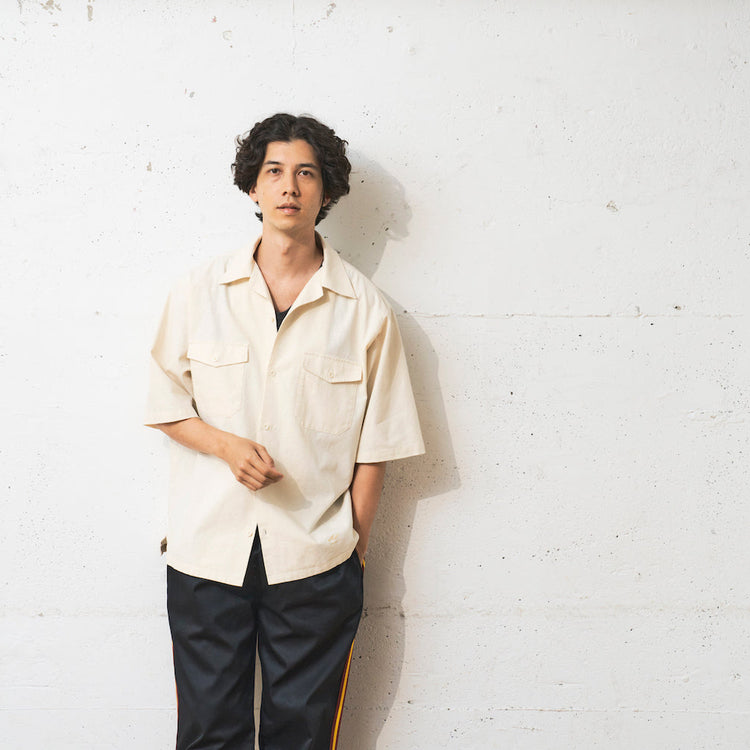 着用サイズ L(モデル身長182cm)
