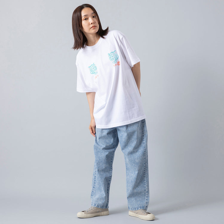 (白)Osaka No.04 大阪ノ地図 着用サイズM (モデル身長163cm)