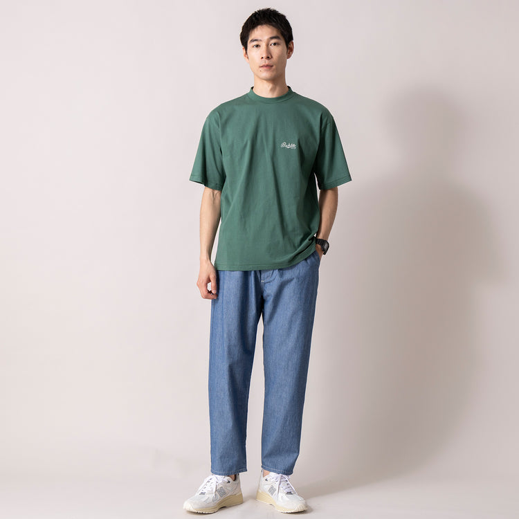 モデル身長180cm