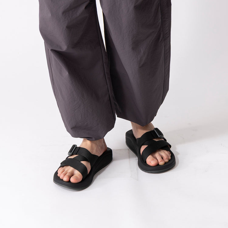 CHACO | チャコ　Ms CUSHZ SLIDE